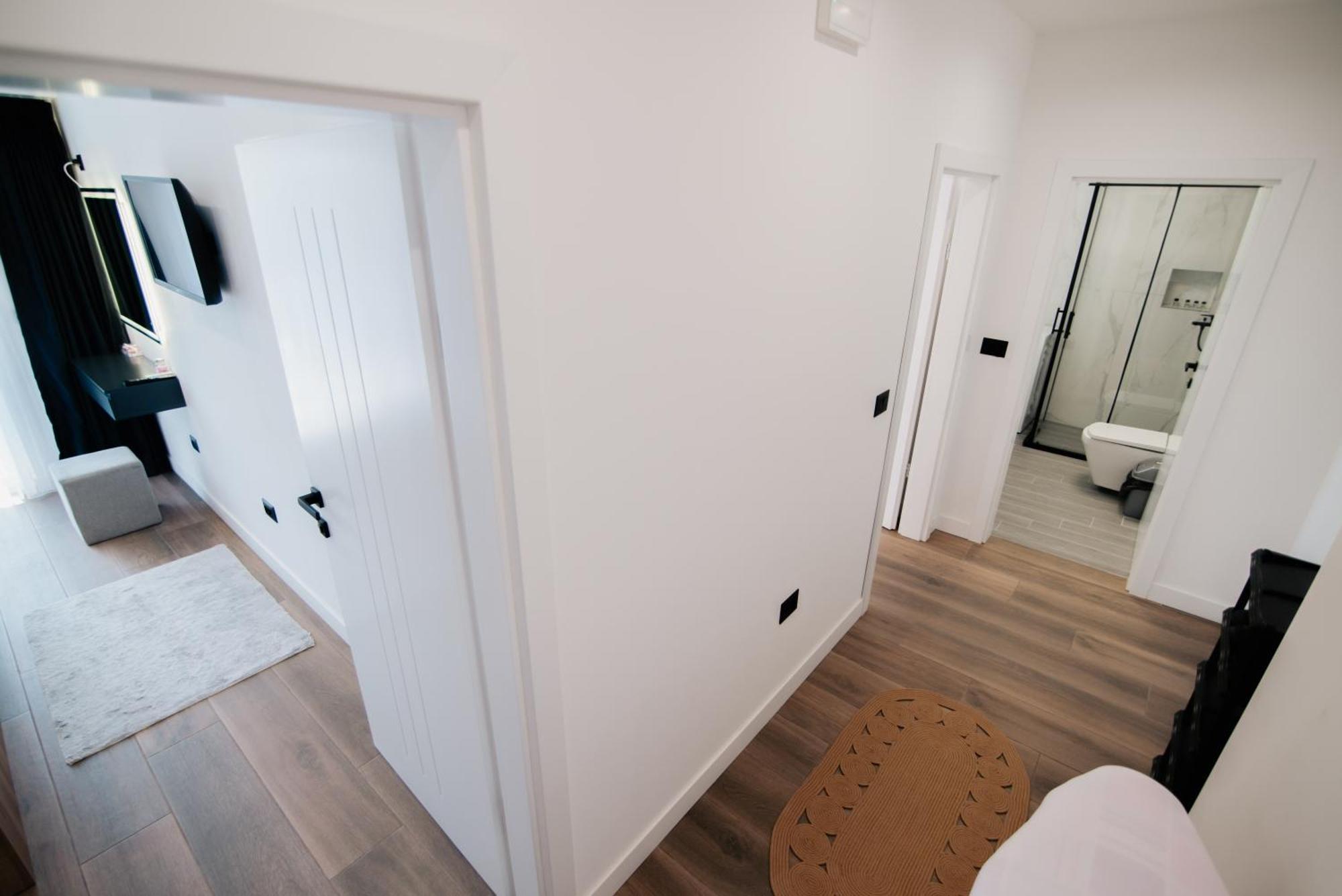 Froa Luxury Apartment Debar Exterior photo